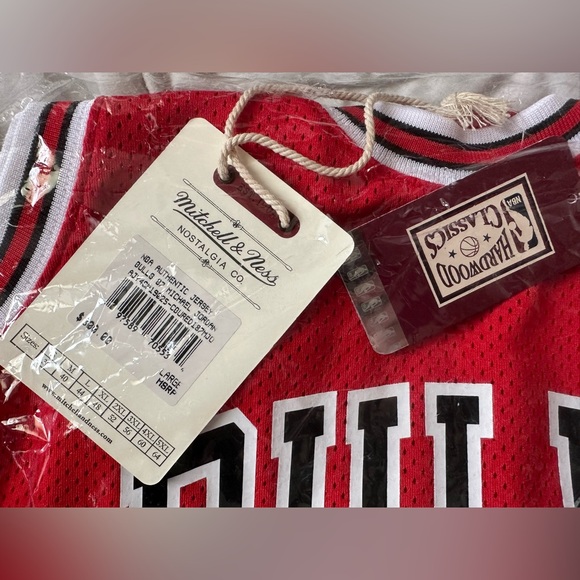 Authentic Michael Jordan M&N 1987-1988 season Jersey. - Picture 5 of 6